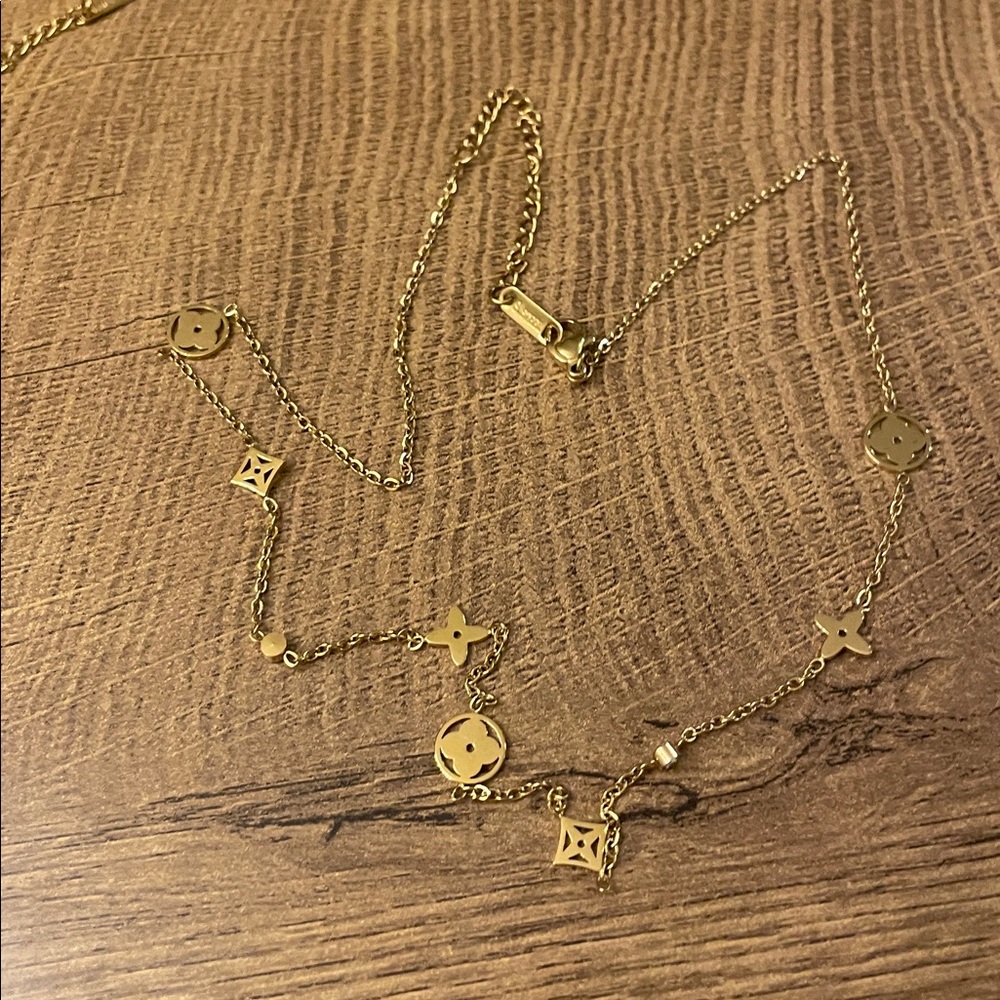 Jewelry bundle - Picture 5 of 8